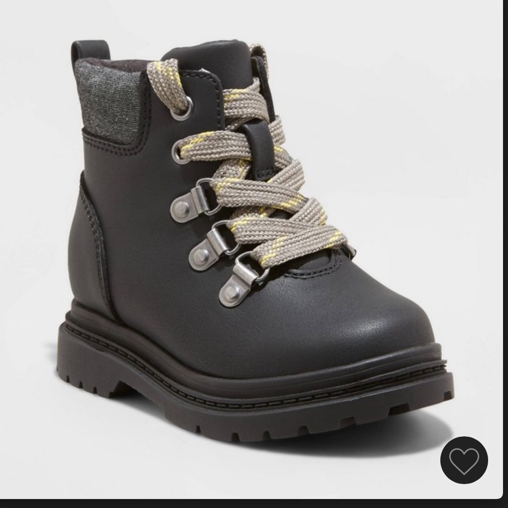 Toddler compact boots
